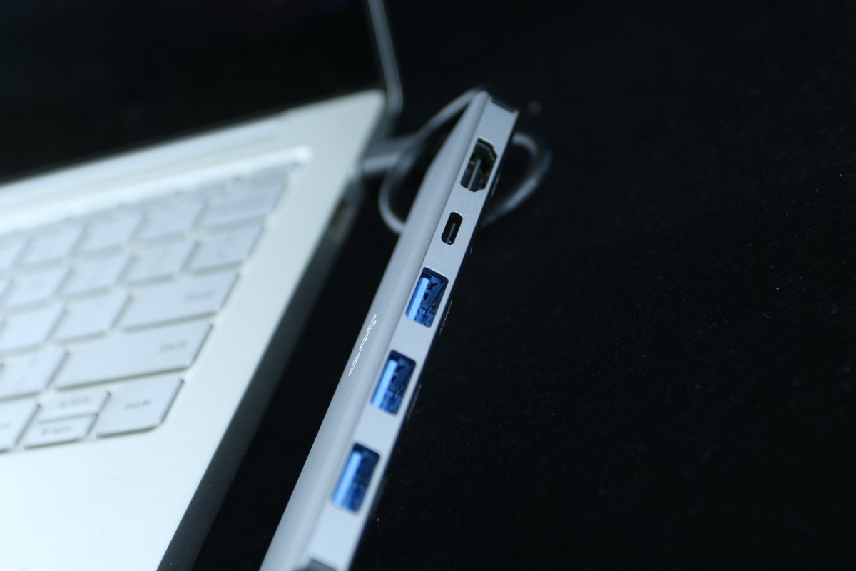 尽享轻薄——aigo USB-C多功能扩展坞H5使用评测