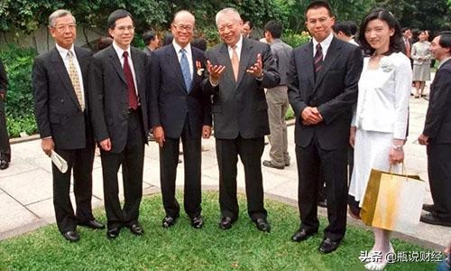 170亿李嘉诚有大动作，长实对“第三个儿子”动手了，意欲何为