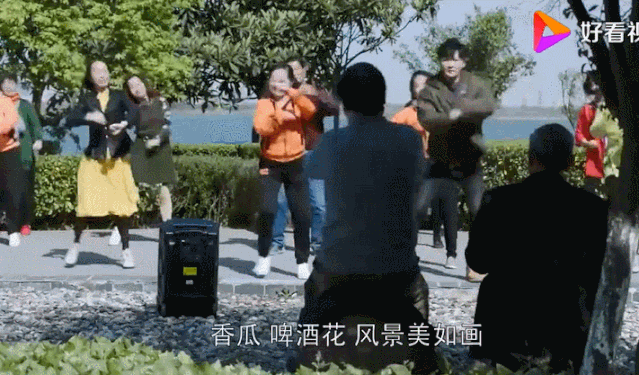 吐槽杨丽萍人生失败，你快乐了吗？