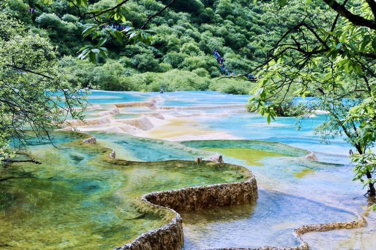 One of the most popular scenic spots in China, a beautiful and magical fairy tale world, fascinating
