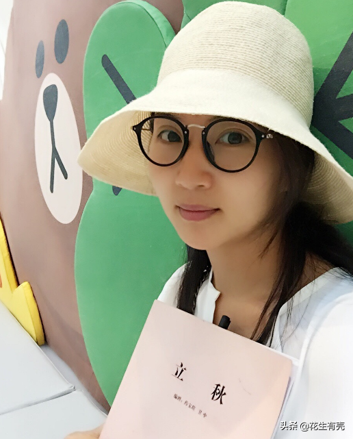 从风情万种到优雅知性，41岁的陈好，远不止“万