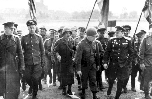 盟军易北河会师，为何是二战中浓墨重彩的一笔