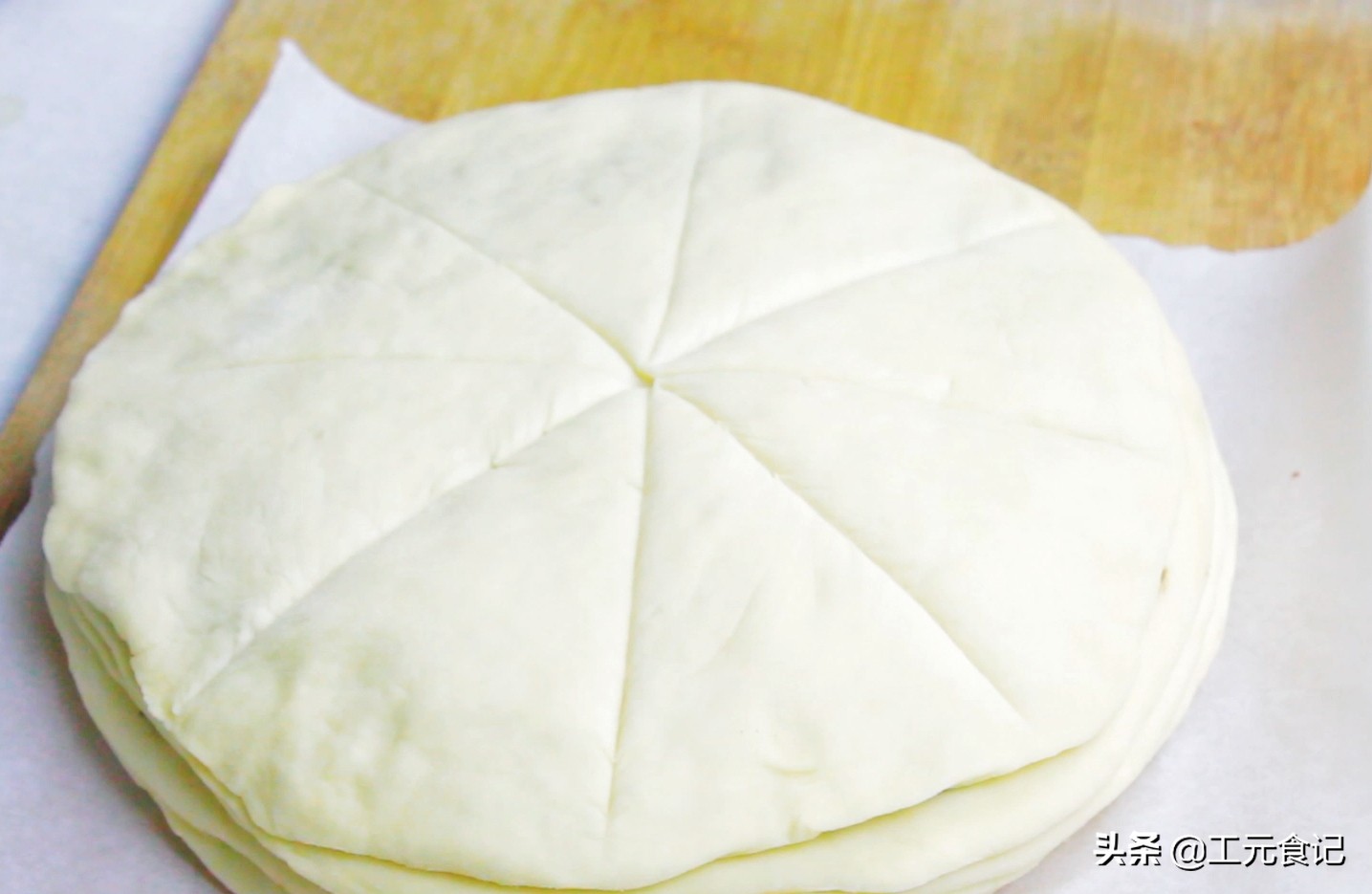 孩子最爱酸奶豆沙面包，不蒸不烤电饭煲一按，松软香甜比买的好吃