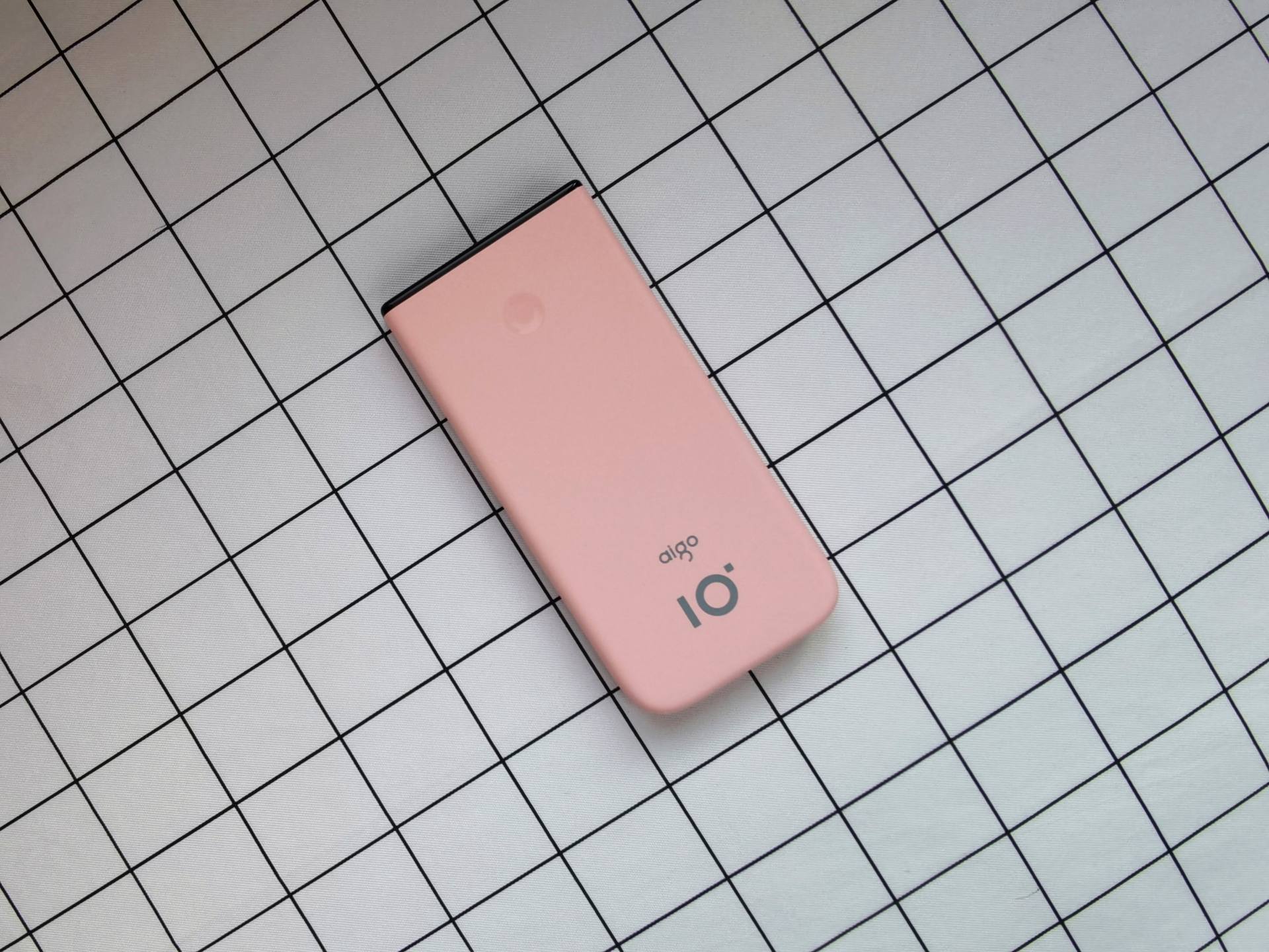 让移动充电更有仪式感，aigo A10S炫彩双向快充移动电源上手体验
