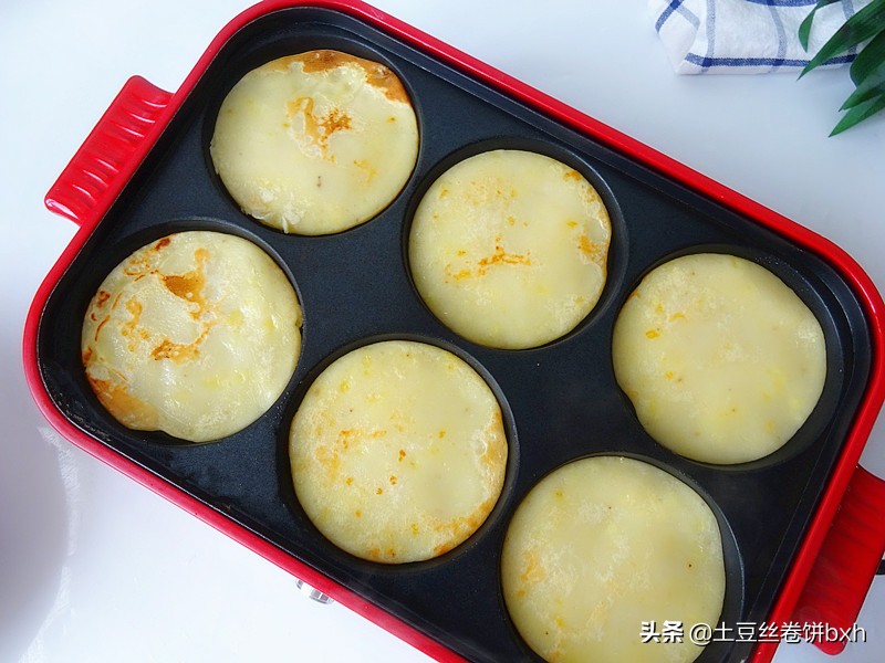 一根香蕉一碗面，做成孩子最爱的早餐饼，10分钟完成，特省事