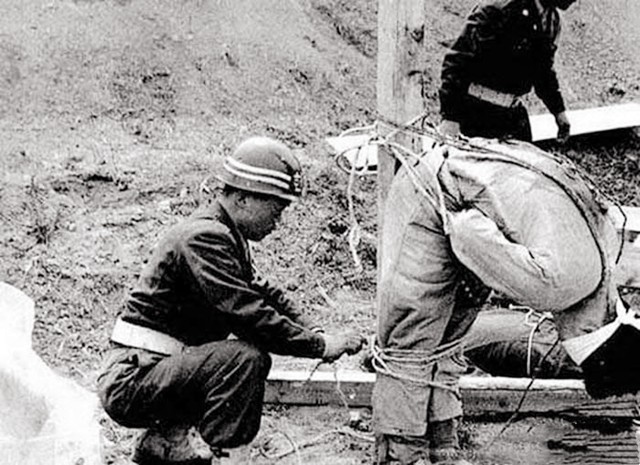 ����ս��ʱ�ڣ��������������η�����ȫ����