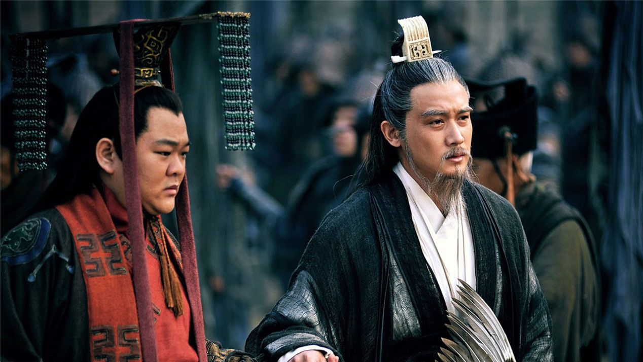 三国诸葛亮那么厉害，为什么曹操不登门请他出