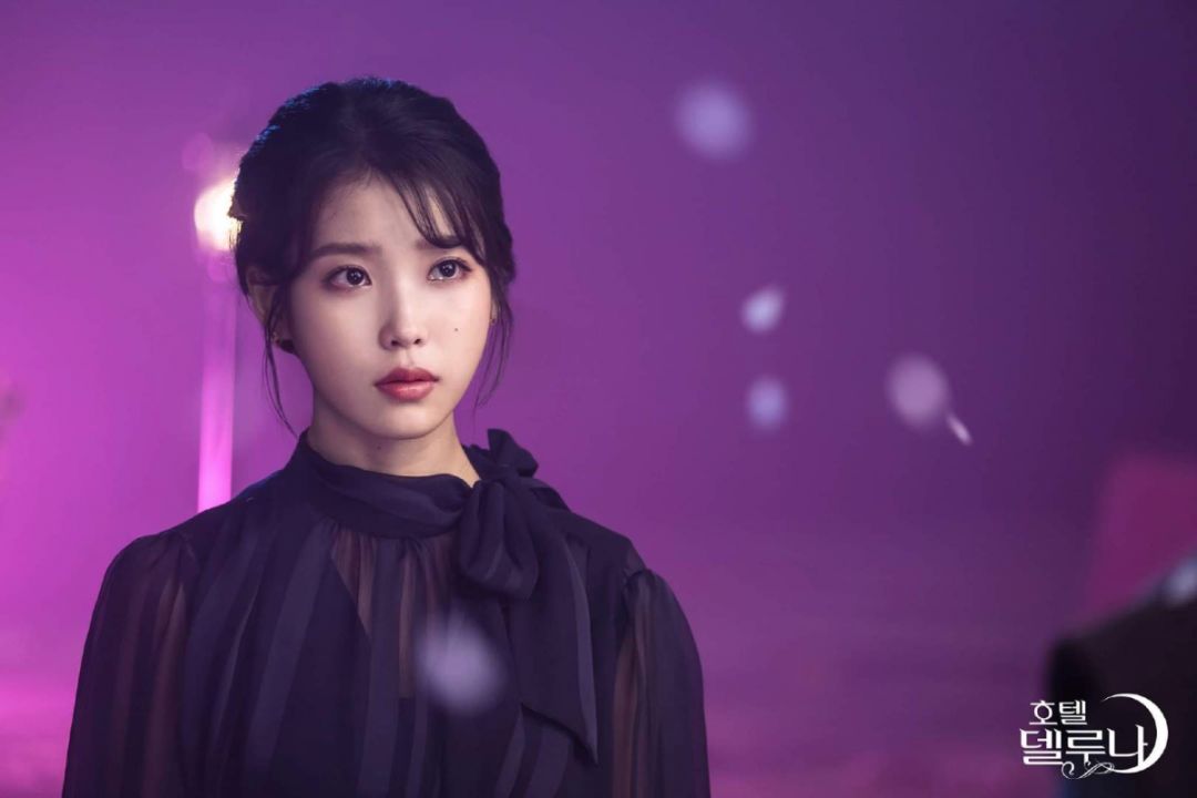 《德鲁纳酒店》更名满月的衣橱？| 时尚