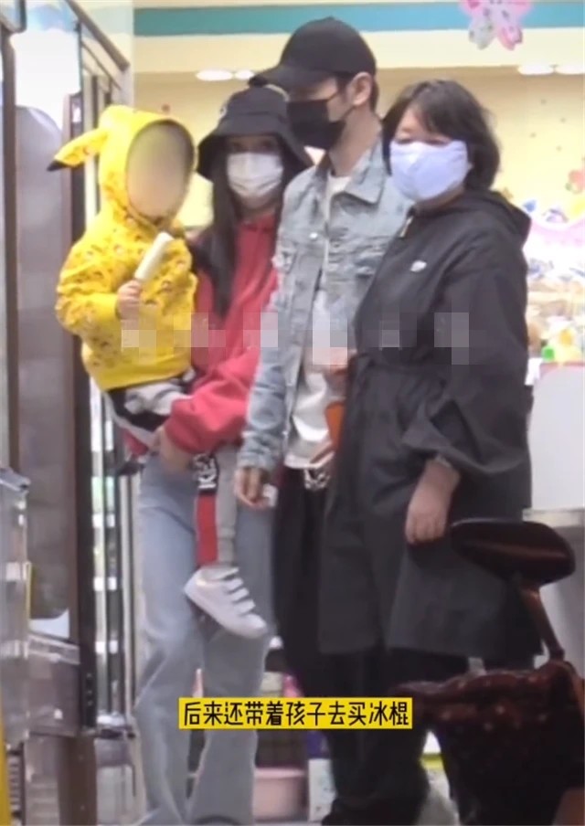 全家三口大团圆？黄晓明晒厨艺暗戳戳秀幸福，儿子小海绵餐具抢镜