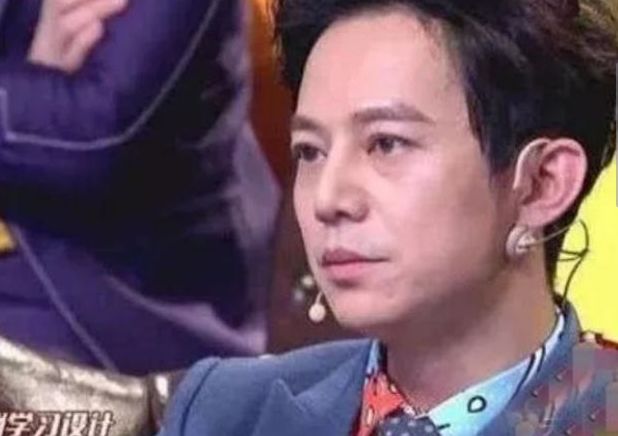 何炅圈内唯一的“仇人”原来是他，节目全程黑脸，这辈子都不原谅