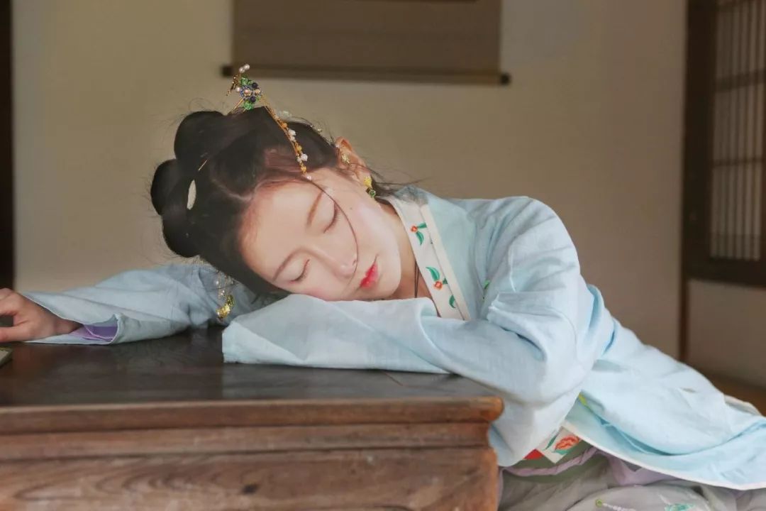 这5首写给情人的诗词，首首深情-第3张图片-非凡网