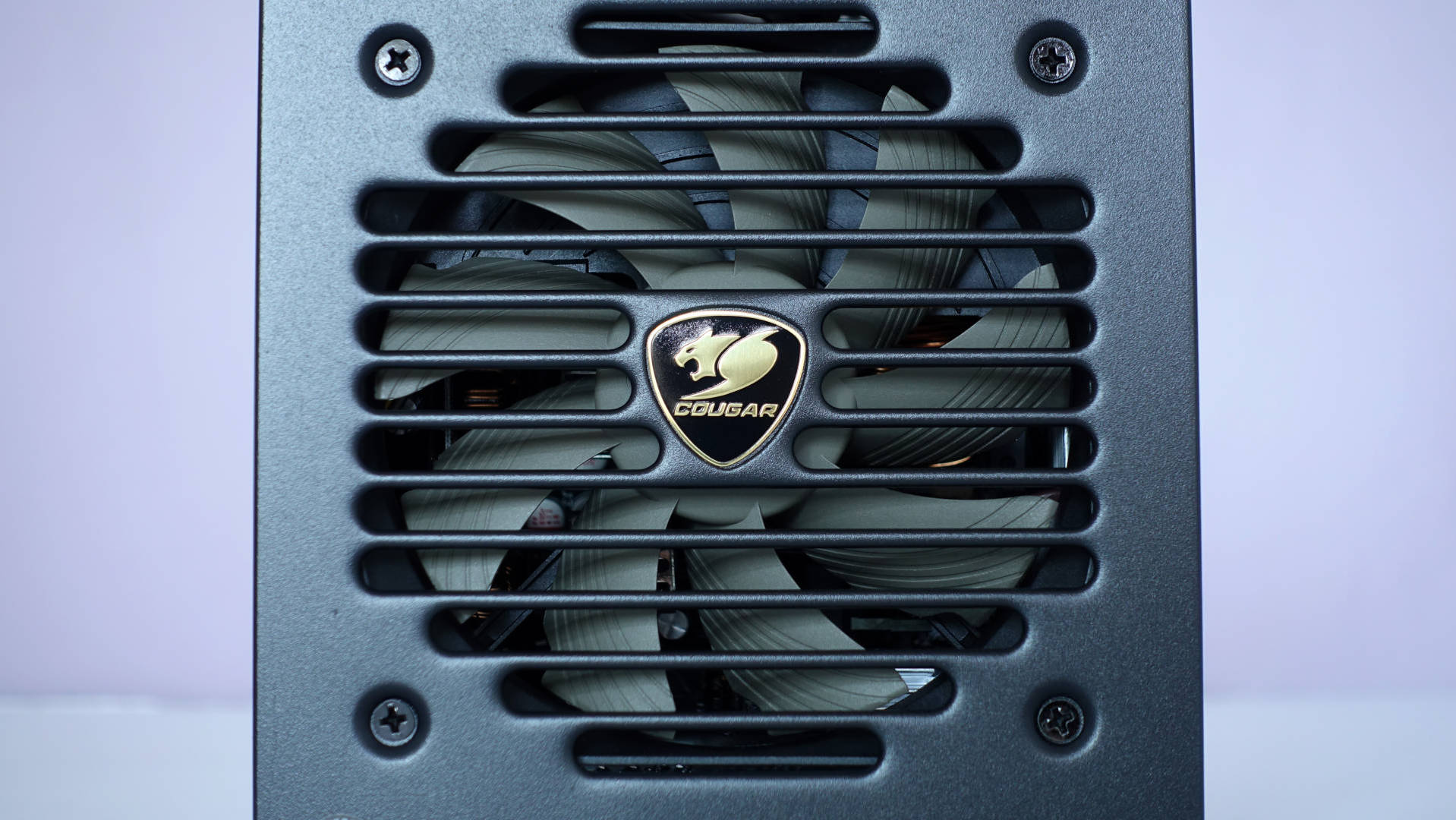 骨伽GEX 850W：风扇智能转停，电压稳定