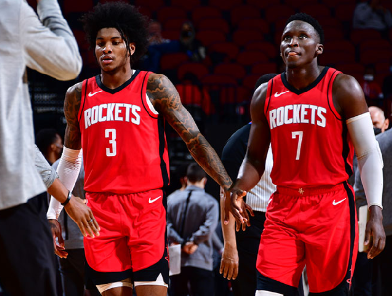 17 be defeated repeatedly! Rocket team is defeated after all, chase after make the same score record of team history disgrace, 