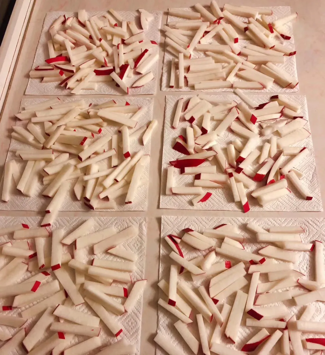 哇,这个腌萝卜干儿绝了,好吃又简单,家庭常备 美食做法 第1张 哇,这个腌萝卜干儿绝了,好吃又简单,家庭常备 美食做法 第1张