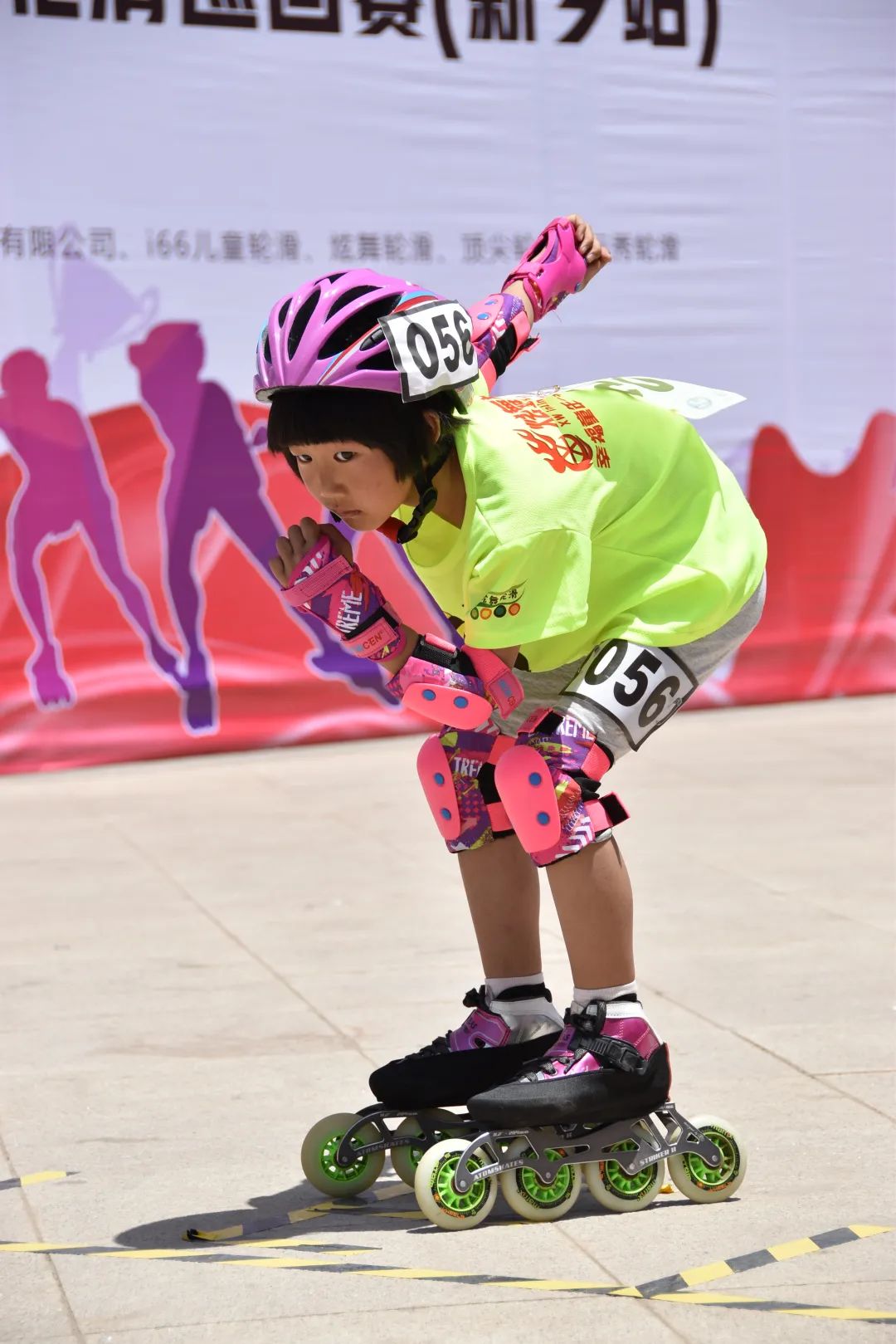 速度过桩项目参赛人数增加，“秀中国”轮滑巡回赛新乡站圆满落幕
