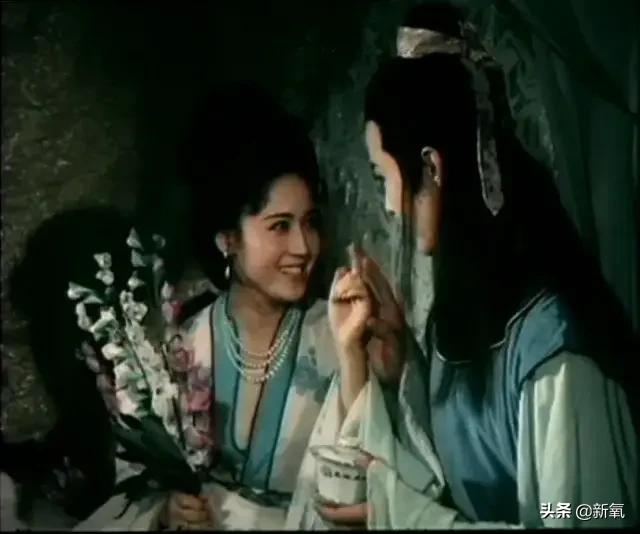 她们颜值最盛时期离我们虽远，可她们的美貌在如今也依然惊艳