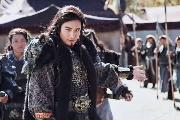 一夜放纵被控性侵，董璇砸1400万救夫，无罪释放却依旧身败名裂