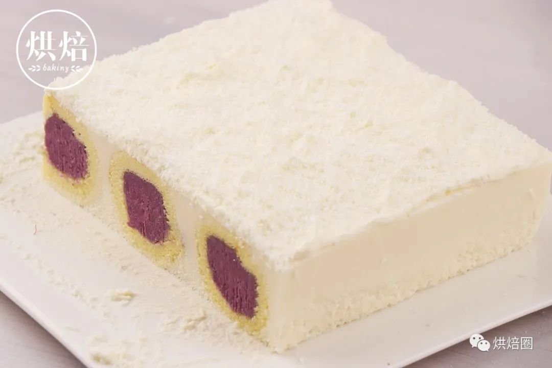 埋进椰香奶油慕斯里的芋泥卷 光看介绍就知道就多好吃了