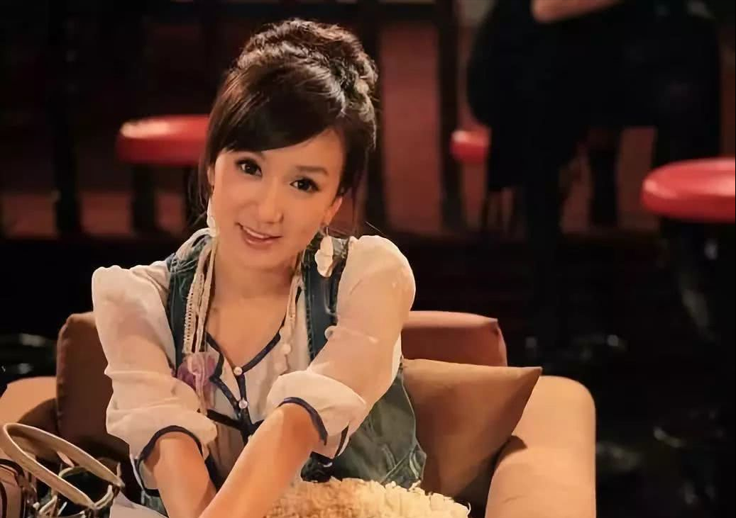 整容后的十大女星，有人吓跑观众，有人成网红，最后一个让人惋惜