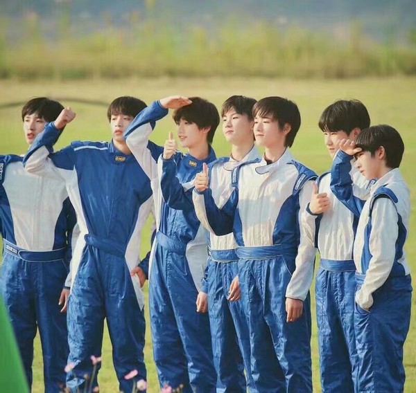 迎来|央视春晚迎来最后一次大联排！流量明星组合齐聚 时代峰峻真的太强了