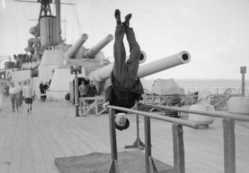 怕鱼雷，防鱼雷，仍殒命鱼雷——浅话英国“皇家橡树”号战列舰