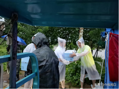 王文涛：出力捐物 只为救灾