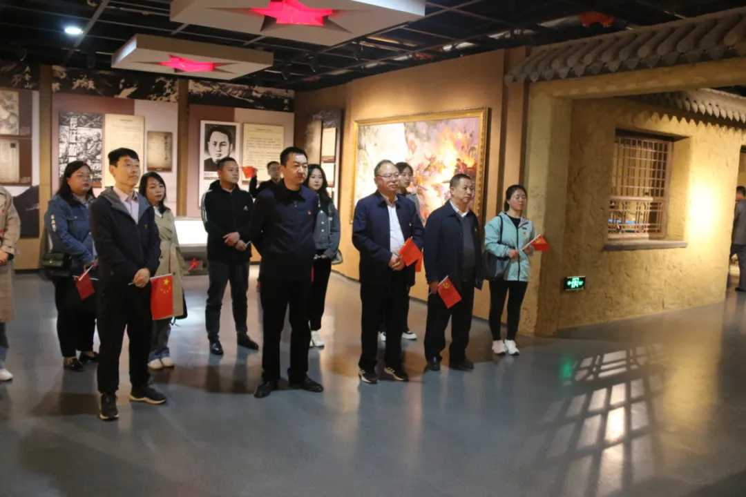 市发展改革委开展“追随红色足迹 厚植革命情怀”党史学习教育活动