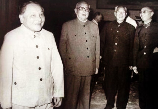 1964年重要会议上张爱萍离开，周总理要求检查其口袋：保密无小事