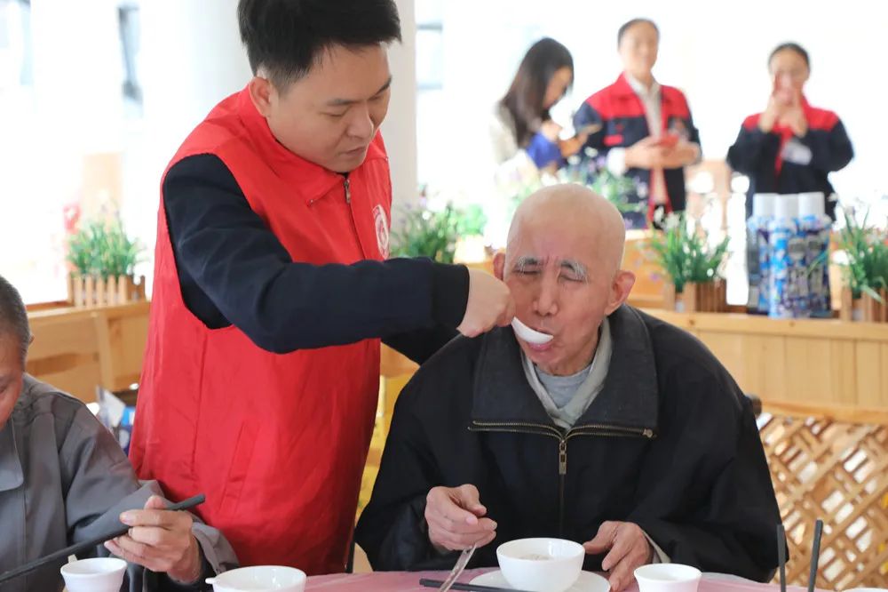 �����ڣ����Ͼ��ϣ�ƽ����������õ�