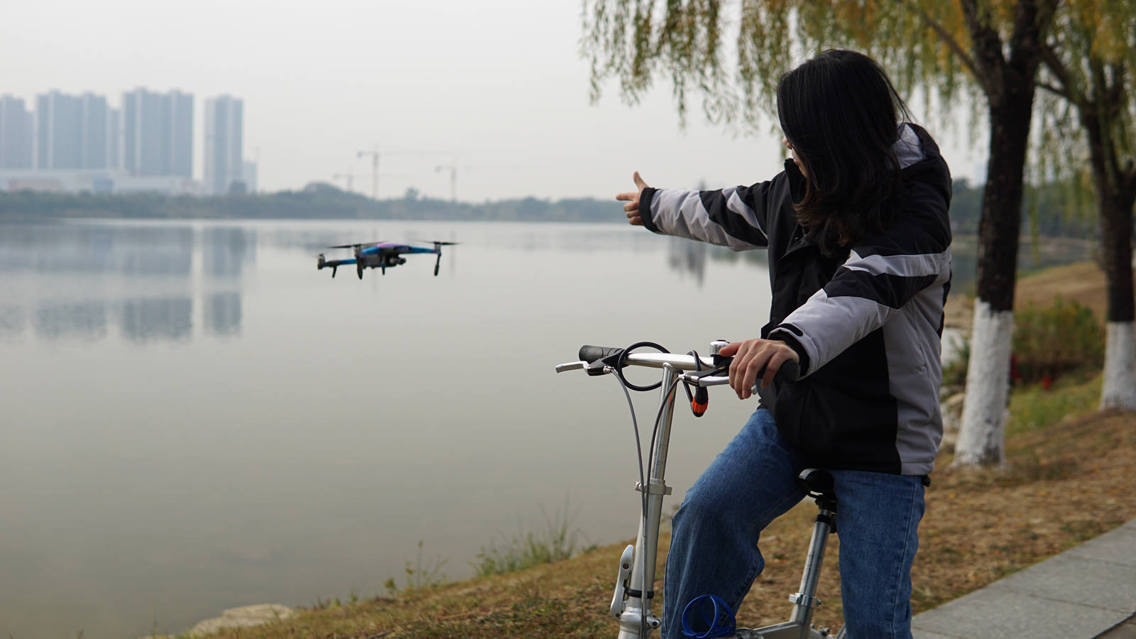 给心爱的TA送上最贴身的温暖，风谜FOOXMET智能发热外套