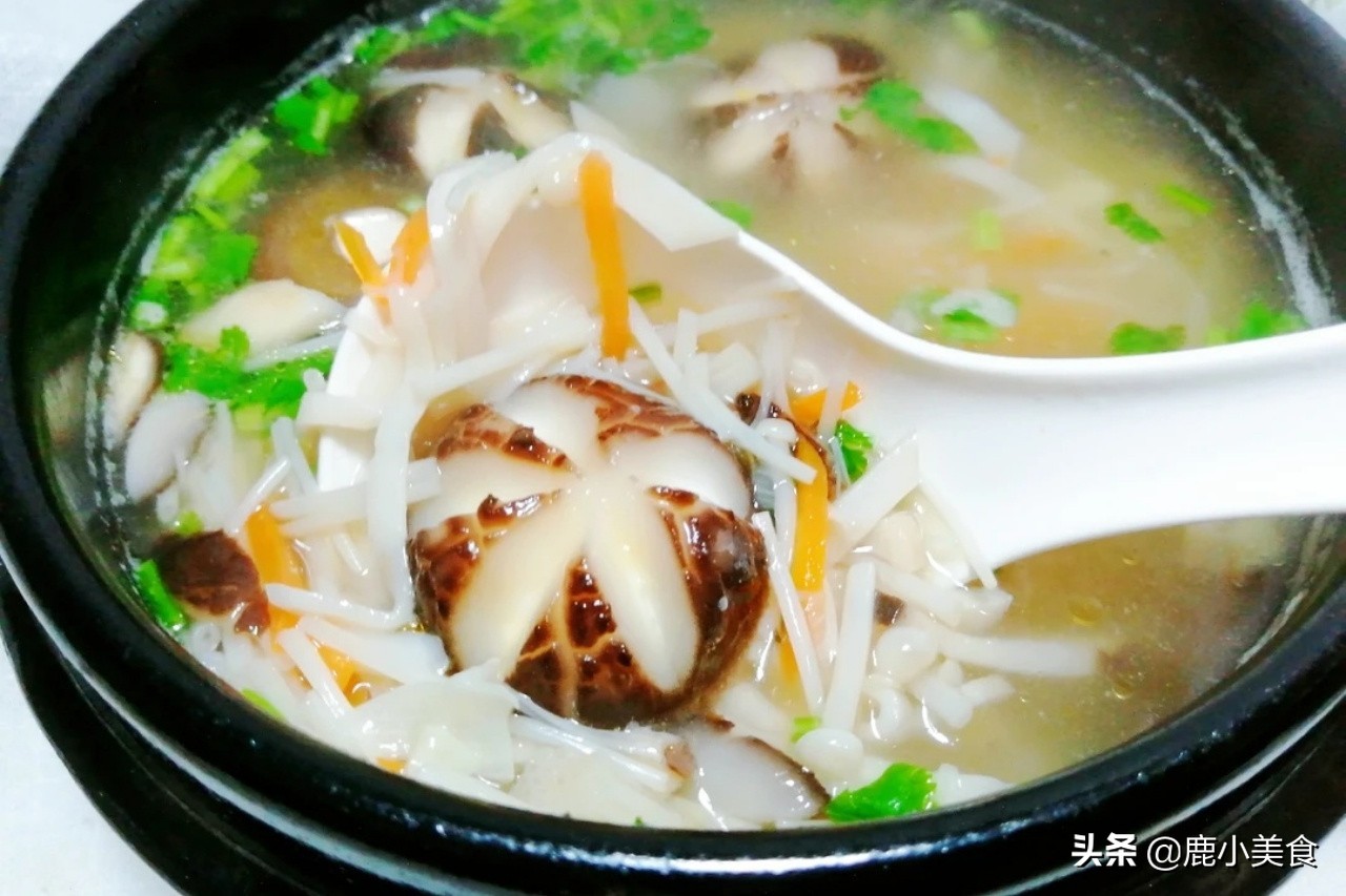 夏季多喝湯水好處多！ 分享8道營養湯做法，清熱解暑，強體少生病