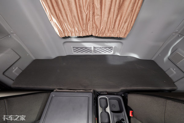 高顶双卧+600L大油箱，福田奥铃大黄蜂home版载货