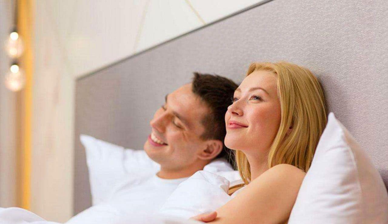 性生活的最佳頻率到底是多少？心理學家：並非越多越好