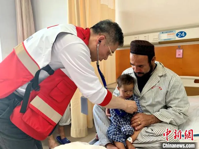 “上海医务工匠”张海波：突破小儿心外科手术