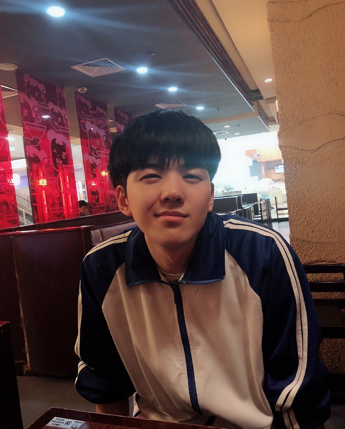 仝卓被劝退了？缺席声入人心男团打卡，微博认证改为超话主持人