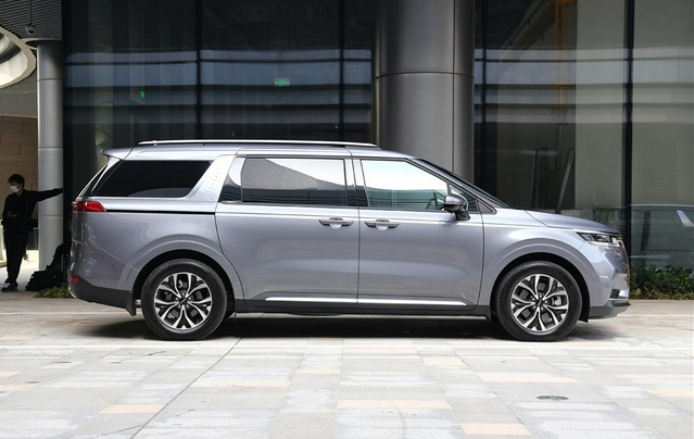 四大MPV齐聚成都车展：韩版GL8将预售，比亚迪“夏”或亮相？