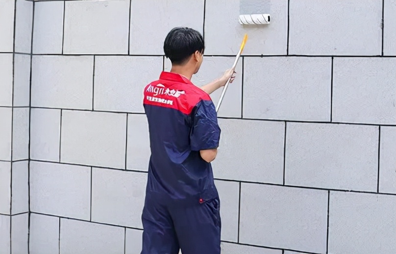 The use of waterproof glue for exterior walls can extend the service life by ten years iMedia