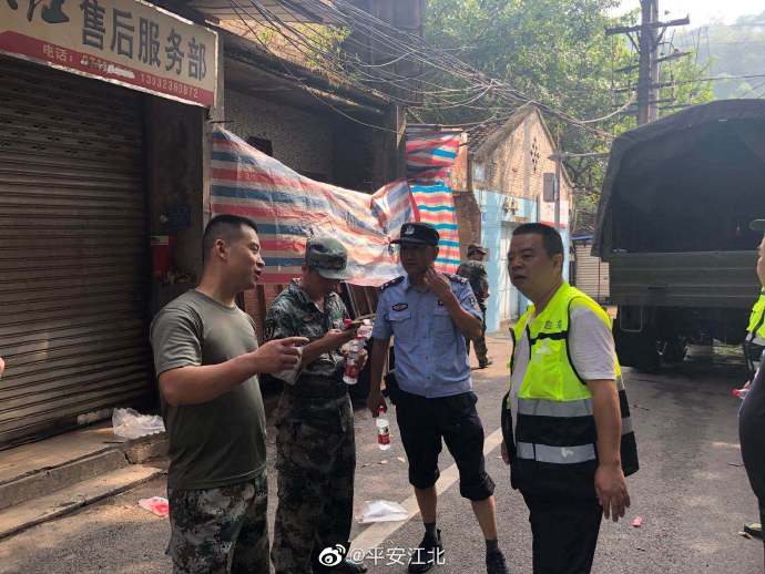 抗洪|说干嘴巴也要劝你们离开