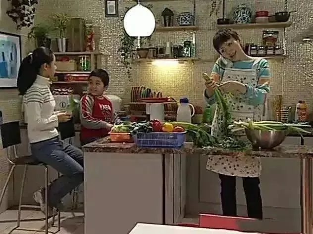 当年看《家有儿女》没注意,原来他们家这么有