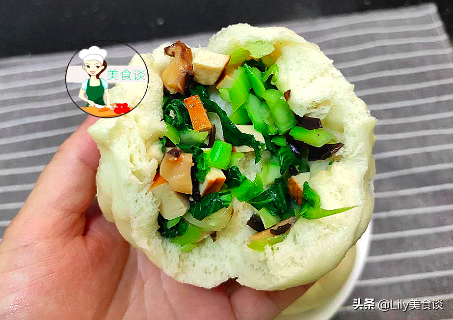 These vegetables are used as fillings together, the steamed buns are very fragrant, and they are delicious without meat, simple and nutritious