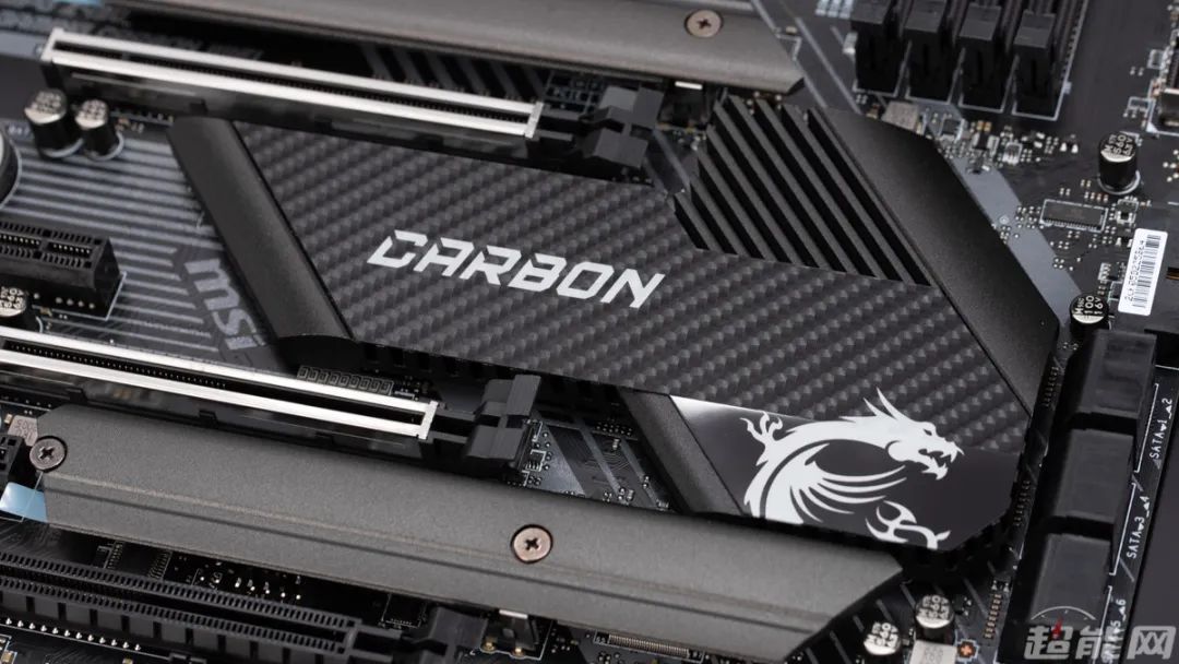 微星MPG Z490 GAMING CARBON WIFI主板评测