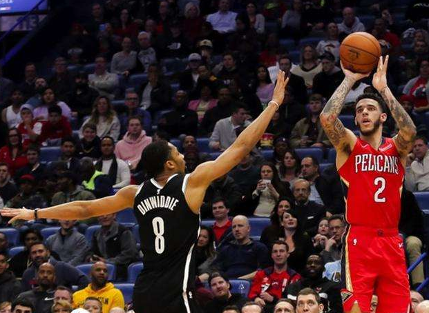 數據會說謊！球哥賽季三分命中率不僅高於Booker，還比Booker多進7顆三分！-黑特籃球-NBA新聞影音圖片分享社區