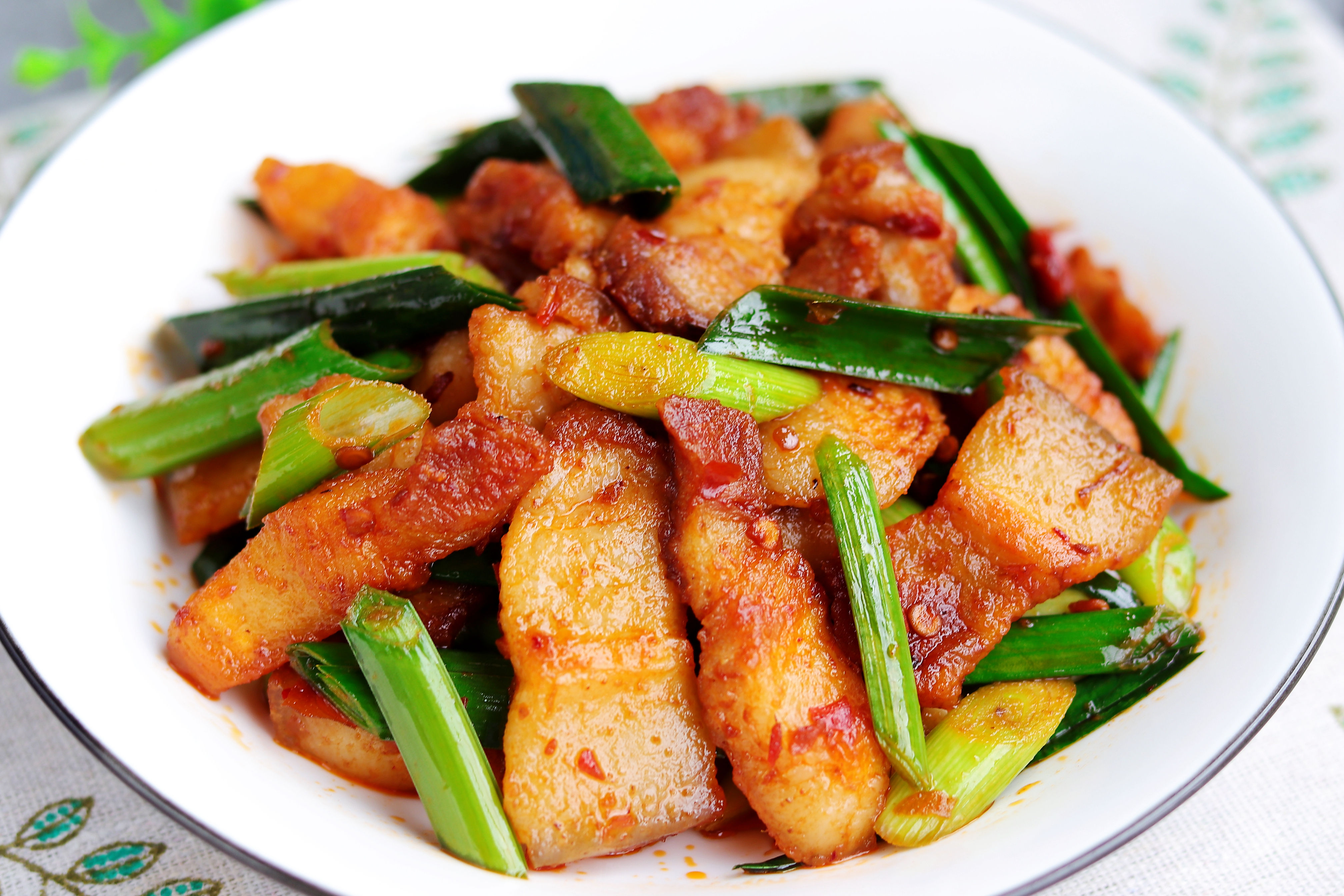 回鍋肉這樣做吃著才過癮，肥而不膩，超級下飯，每次做一盤不夠吃