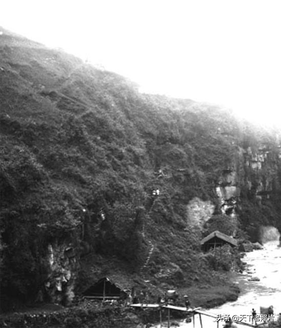 1933年的湘西凤凰老照片 风景优美的凤凰苗寨风情