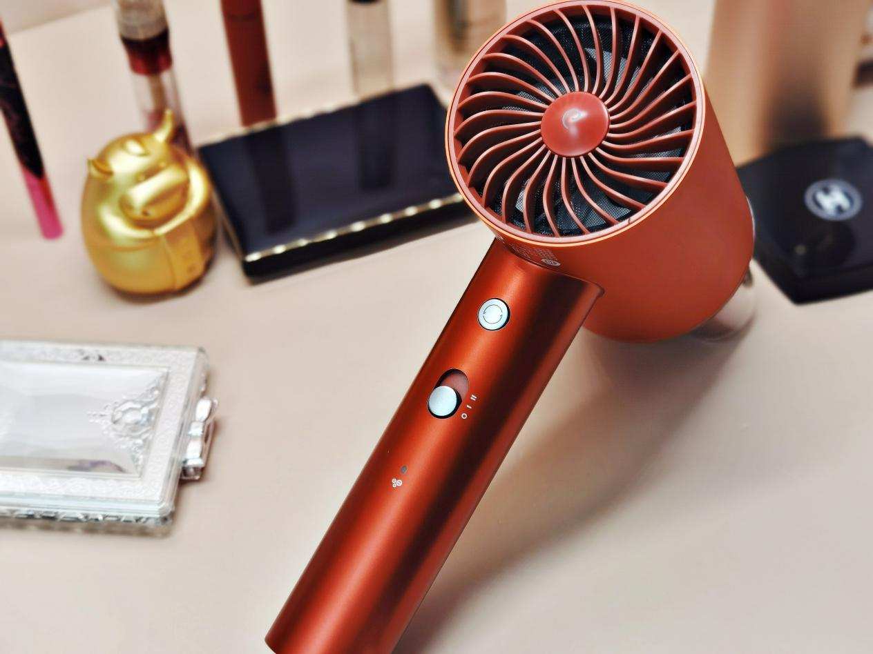 Does the Spring Festival deliver goods time -- is your Valentine's Day gift excuse me ready not? 