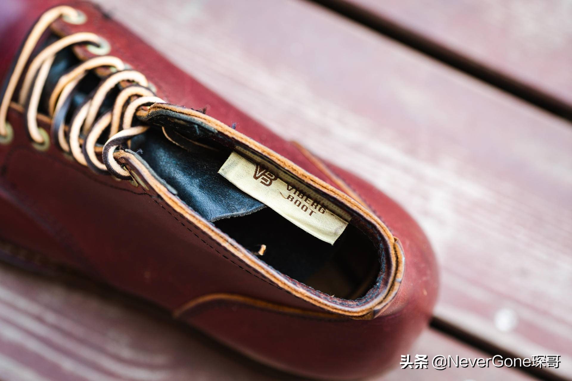 让人无法忽略的翘头——Viberg 310工装靴