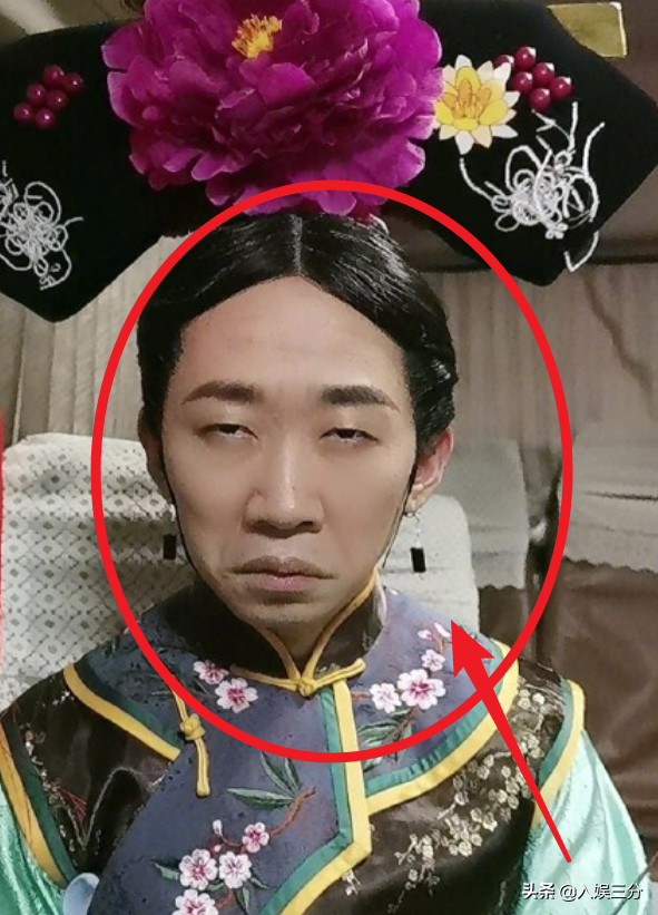 明星集体cos《还珠格格》造型，那英版皇后不算啥，曾黎我却看愣