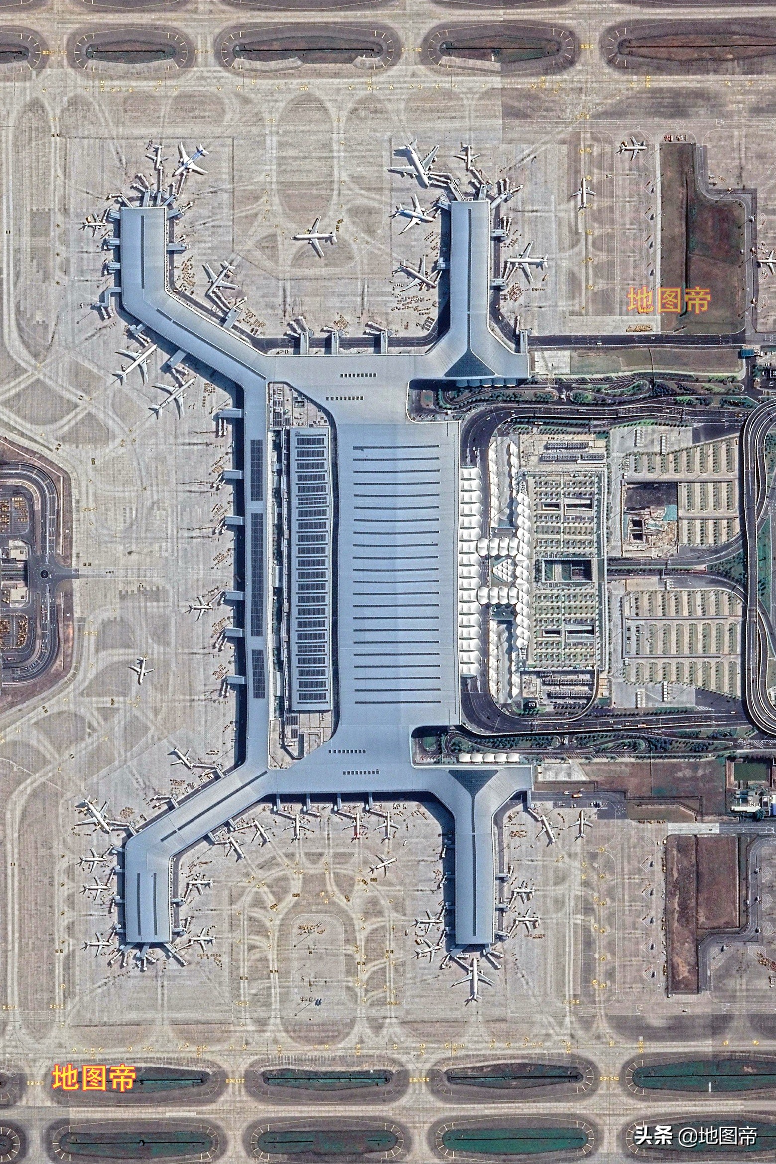 三大门户复合枢纽机场图片