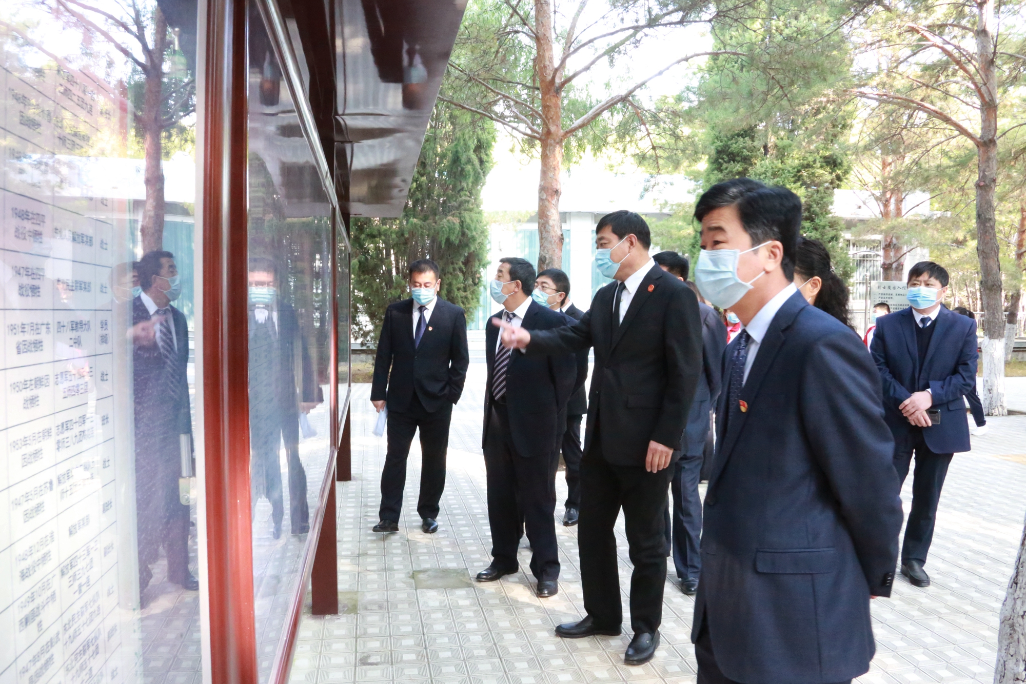 缅怀先烈，砥砺奋进，镇赉法院开展烈士纪念日公祭活动