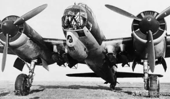 万能博士，二战期间德国空军的主力轰炸机之一